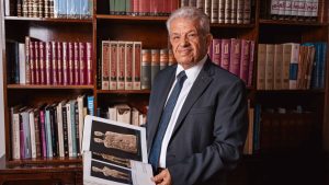 عالم الآثار الأردني ورئيس جامعة اليرموك الأسبق الدكتور زيدان كفافي